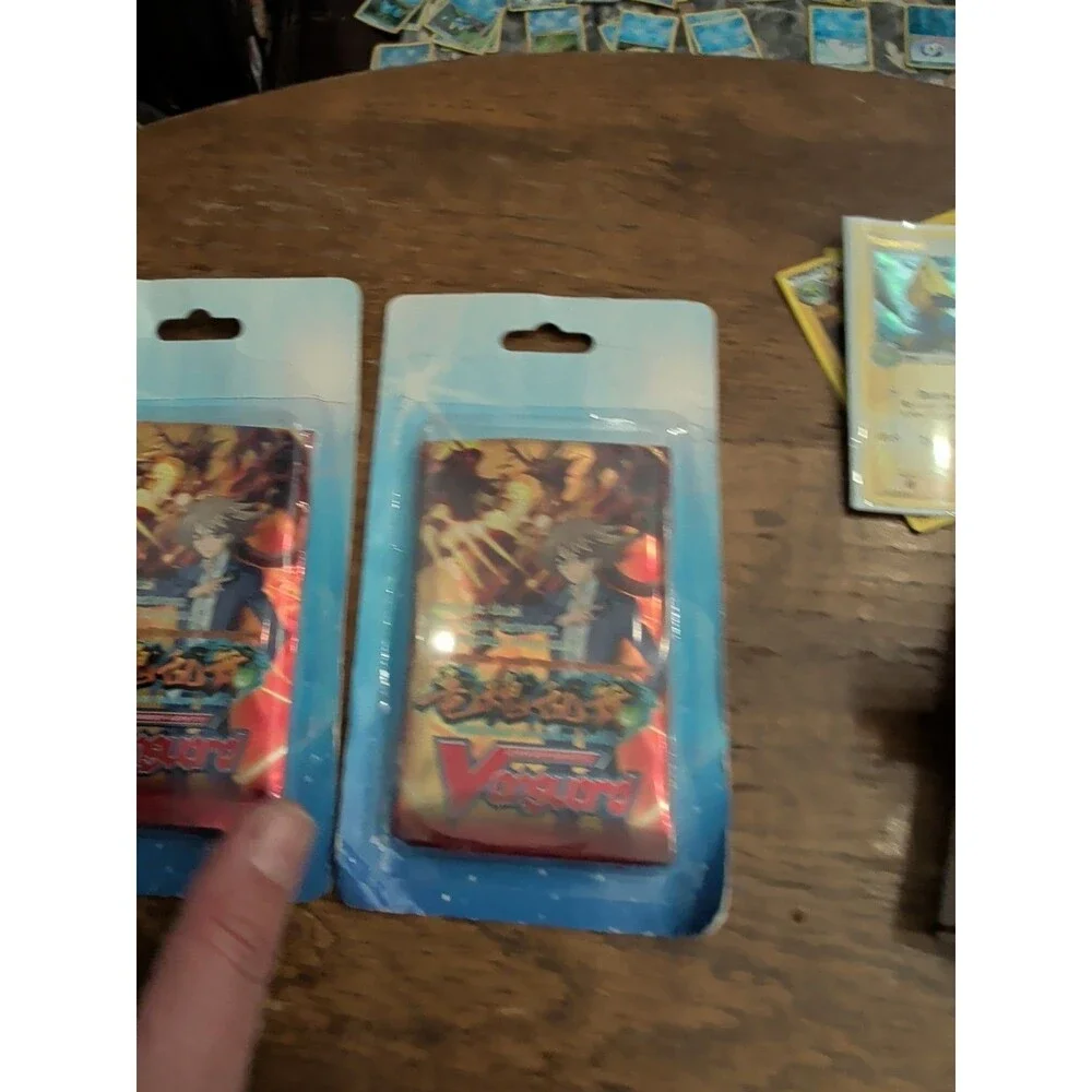 Lot (4) Cardfight Vaguard Booster Pack Blisters, Descent King & Onslaught Dragon